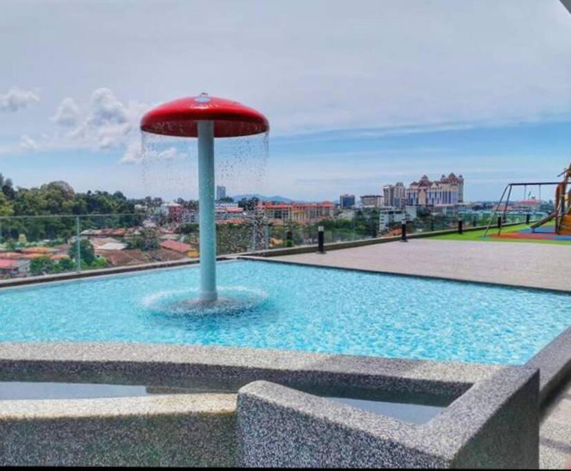 D'Medina @ Icon Residence Kuala Terengganu Exterior foto